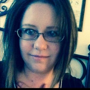 Meet your Posher, Candice